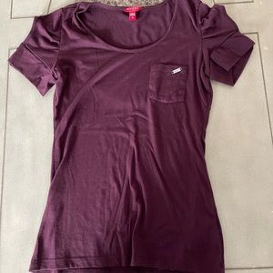 Burgundy Guess brand in size medium. Excellent condition worn once.